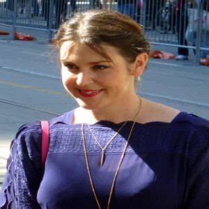 melanie lynskey net worth|Melanie Lynskey Bio, Movies, Age, Spouse, Family,。